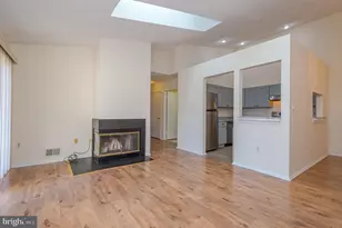 29 Amberly Ct, Franklin Park, NJ 08823 - Photo 9