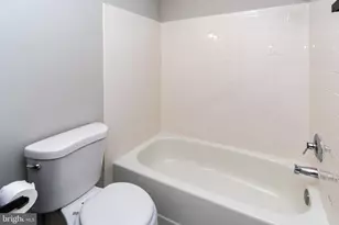 69 Fisher Dr, Franklin Park, NJ 08823 - Photo 15