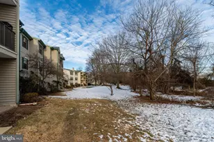 69 Fisher Dr, Franklin Park, NJ 08823 - Photo 27