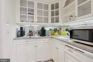 19 Glenview Dr, Warren Township, NJ 07059 - Photo 31