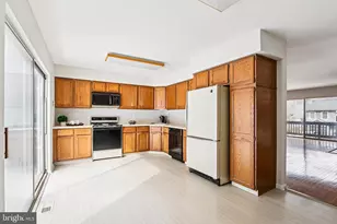 43 Watertown Ct, Montgomery Township, NJ 08540 - Photo 5