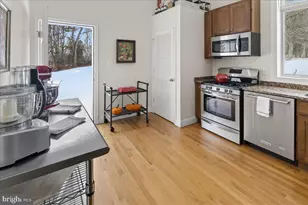 947 Cherry Hill Rd, Princeton, NJ 08540 - Photo 37