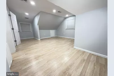 14 Darwin, Franklin Township, NJ 08873 - Photo 5