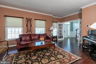 1 Interlacken Ct, Montgomery Township, NJ 08558 - Photo 7