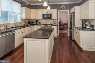 1 Interlacken Ct, Montgomery Township, NJ 08558 - Photo 11