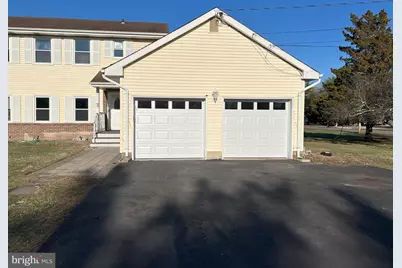 15 B Delar Pkwy #15B, Franklin Township, NJ 08823 - Photo 3