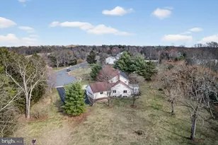 77 Meadow Run Dr, Montgomery Township, NJ 08558 - Photo 29