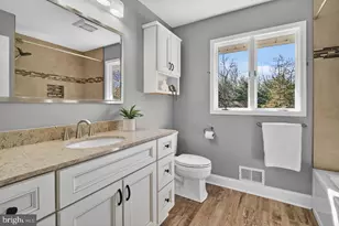 77 Meadow Run Dr, Montgomery Township, NJ 08558 - Photo 19