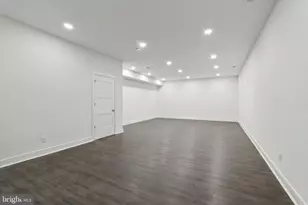 35 Sycamore Pl, Kingston, NJ 08540 - Photo 11