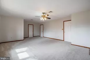 169 E Mountain Rd, Hillsborough Township, NJ 08844 - Photo 25