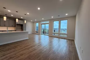 100 Village Dr, Montgomery Township, NJ 08558 - Photo 13