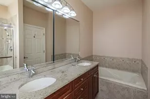 10 Independence Ct, Franklin Township, NJ 08873 - Photo 19