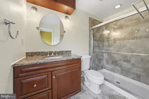 177 Hyde Park Rd, Franklin Township, NJ 08873 - Photo 17