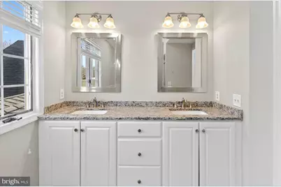 111 Red Oak Way, Montgomery Township, NJ 08502 - Photo 37