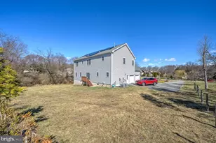 1125 Van Arsdale Dr, Hillsborough Township, NJ 08853 - Photo 41