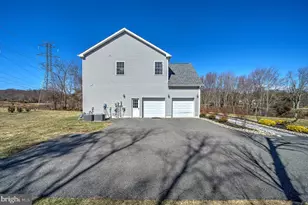 1125 Van Arsdale Dr, Hillsborough Township, NJ 08853 - Photo 39