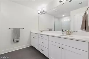 61 Village Dr, Montgomery Township, NJ 08558 - Photo 33