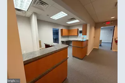 97 Cedar Lane #2ND FLOOR, Trenton, NJ 08823 - Photo 9