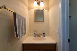 40 Townsend Ct, Franklin Park, NJ 08823 - Photo 11