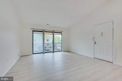 64 Taylor Drive, Franklin Township, NJ 08823 - Photo 7
