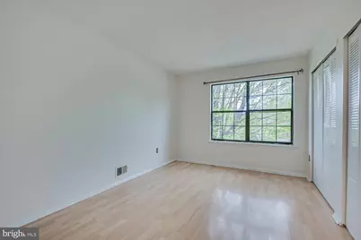 64 Taylor Drive, Franklin Township, NJ 08823 - Photo 21