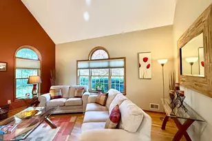26 Poling Farm Ct, Montgomery Township, NJ 08502 - Photo 5