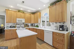 140 Bunker Hill Rd, Franklin Township, NJ 08540 - Photo 13