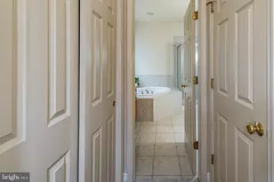 27 Bethpage Dr, Montgomery Township, NJ 08558 - Photo 21