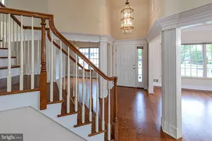 27 Bethpage Dr, Montgomery Township, NJ 08558 - Photo 5
