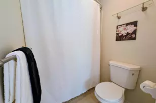 20 Cambridge Ct, Princeton, NJ 08540 - Photo 15