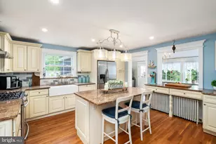61 Laurel Ave, Franklin Township, NJ 08528 - Photo 9