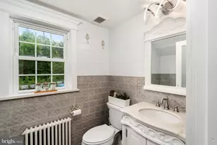 61 Laurel Ave, Franklin Township, NJ 08528 - Photo 25