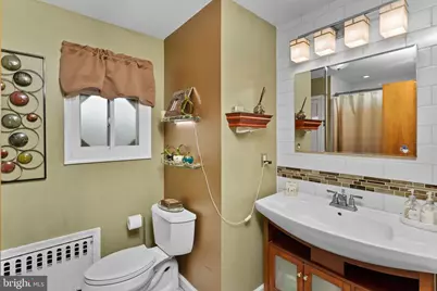 99 Henry Street, Franklin Township, NJ 08873 - Photo 17