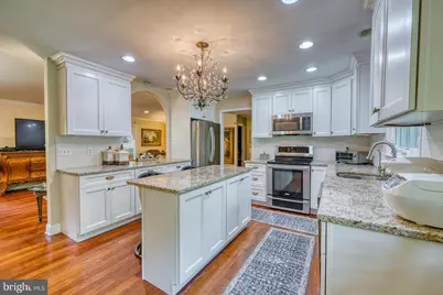 31 Shepard Way, Basking Ridge, NJ 07920 - Photo 7