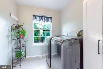 94 Magellan Way, Franklin Park, NJ 08823 - Photo 37