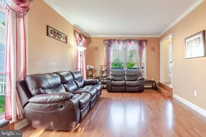 94 Magellan Way, Franklin Park, NJ 08823 - Photo 9