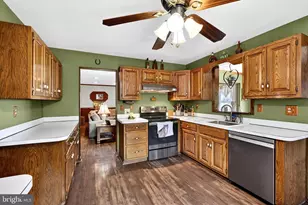 115 Fairview Dr, Hillsborough Township, NJ 08853 - Photo 9