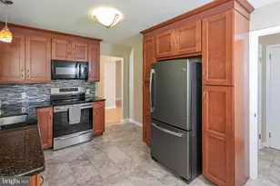 4 Park Ln, Princeton, NJ 08540 - Photo 9