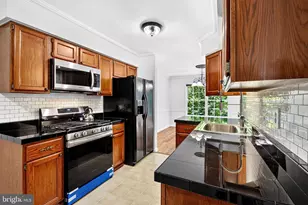 34B Chicopee Dr, Montgomery Township, NJ 08540 - Photo 11