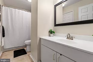 20 Cambridge Ct, Princeton, NJ 08540 - Photo 19
