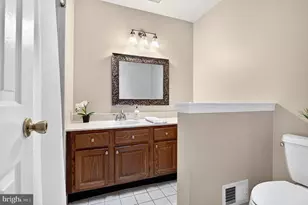 51 Manor Dr, Princeton, NJ 08540 - Photo 29