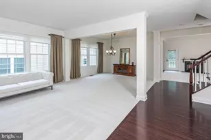 61 Bedford Dr, Montgomery Township, NJ 08558 - Photo 7