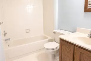 120 Wycombe Pl, Franklin Township, NJ 08873 - Photo 9
