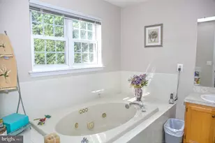 90 Nostrand Rd, Hillsborough Township, NJ 08844 - Photo 27