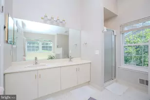 60 Balboa Ln, Franklin Township, NJ 08823 - Photo 29