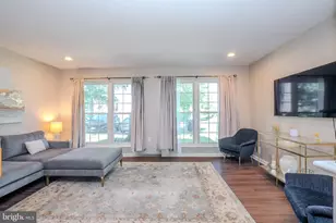 60 Balboa Ln, Franklin Township, NJ 08823 - Photo 5