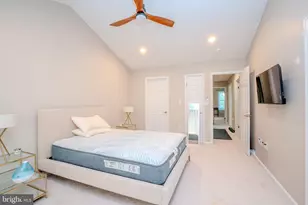 60 Balboa Ln, Franklin Township, NJ 08823 - Photo 25
