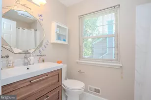 60 Balboa Ln, Franklin Township, NJ 08823 - Photo 33