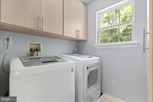 21 Cambridge Ct, Montgomery Township, NJ 08540 - Photo 21