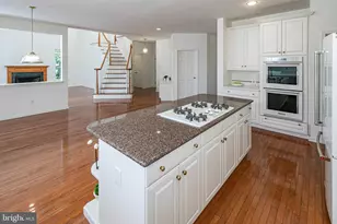 7 Firestone Ct, Montgomery Township, NJ 08558 - Photo 21